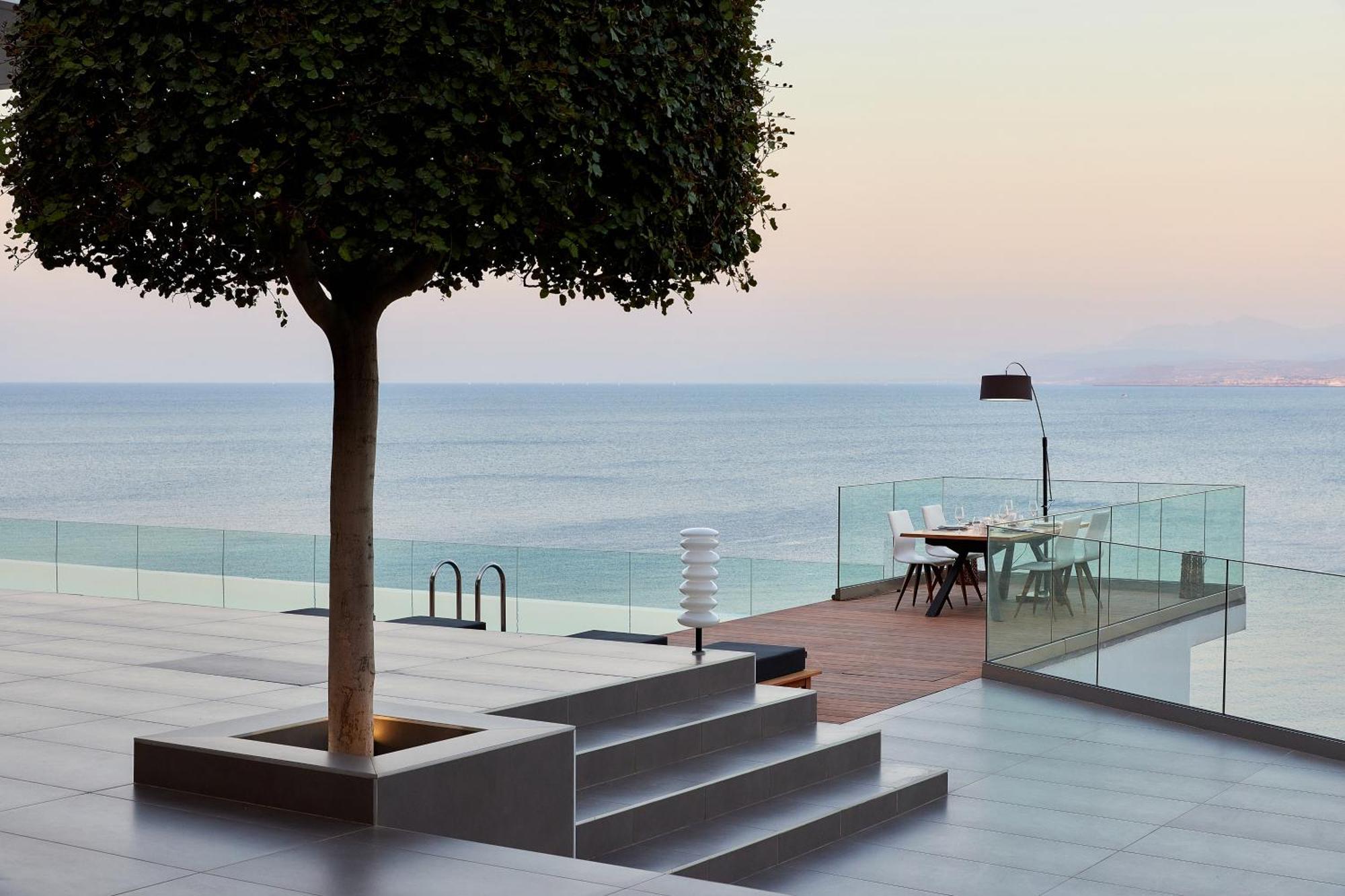 Beachfront Villa In Crete - Epavli Luxury Villa Agia Pelagia Екстериор снимка