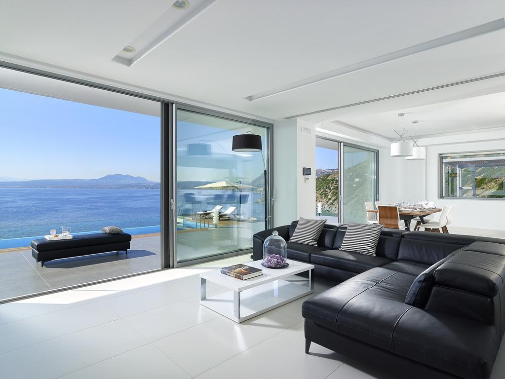 Beachfront Villa In Crete - Epavli Luxury Villa Agia Pelagia Екстериор снимка