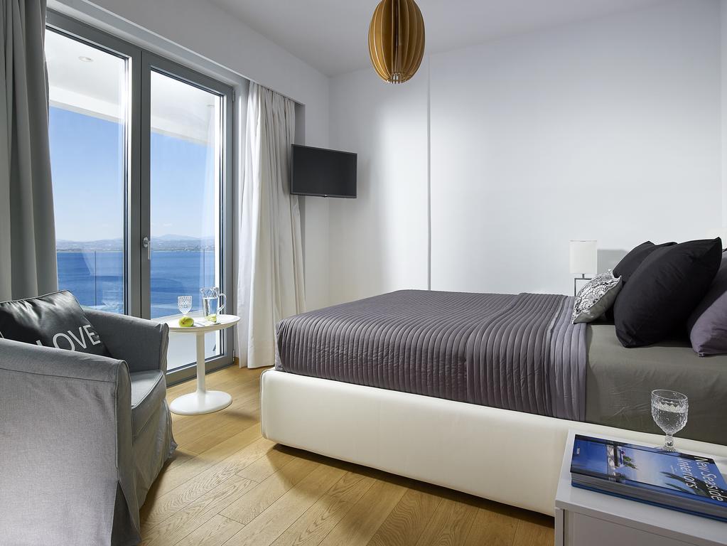 Beachfront Villa In Crete - Epavli Luxury Villa Agia Pelagia Екстериор снимка